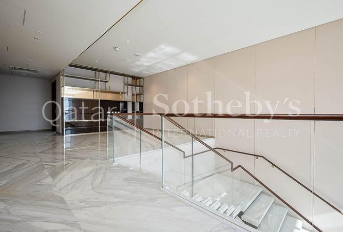 809967 - Property Image 3