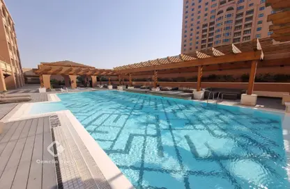 Apartment - 3 Bedrooms - 4 Bathrooms for rent in Porto Arabia - The Pearl Island - Doha