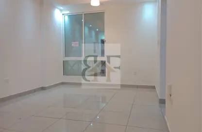 شقة - 2 غرف نوم - 2 حمامات للايجار في شارع ثابت بن زايد - المنصورة - الدوحة
