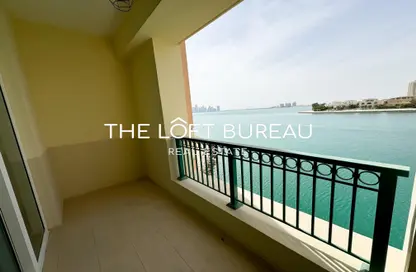 Apartment - 2 Bedrooms - 3 Bathrooms for sale in Viva West - Viva Bahriyah - The Pearl Island - Doha
