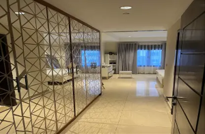 Apartment - 2 Bedrooms - 2 Bathrooms for rent in East Porto Drive - Porto Arabia - The Pearl Island - Doha