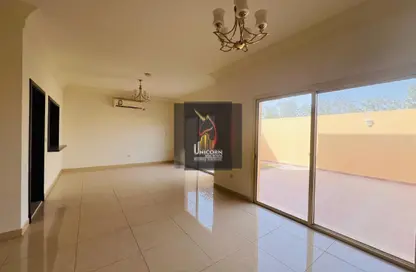 Compound - 4 Bedrooms - 5 Bathrooms for rent in Abu Sidra - Al Rayyan - Doha