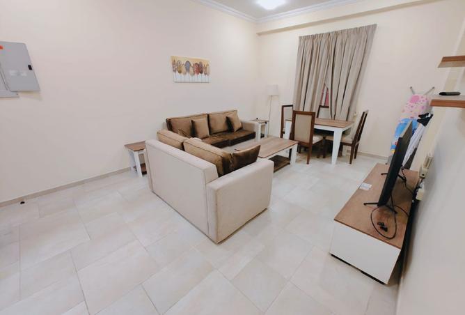 985967 - Property Main Image