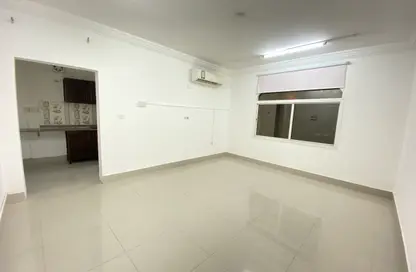 Apartment - Studio - 1 Bathroom for rent in Ain Khaled Villas - Ain Khaled - Doha