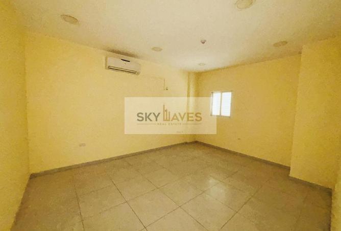 954724 - Property Image 2