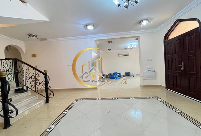 912091 - Property Image 3