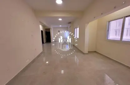 Apartment - 3 Bedrooms - 2 Bathrooms for rent in Al Mansoura - Al Mansoura - Doha