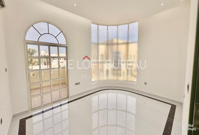 994097 - Property Image 2