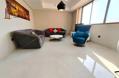 Apartment - 1 Bedroom - 2 Bathrooms for rent in Umm Ghwailina Comm - Umm Ghuwalina - Umm Ghuwailina - Doha