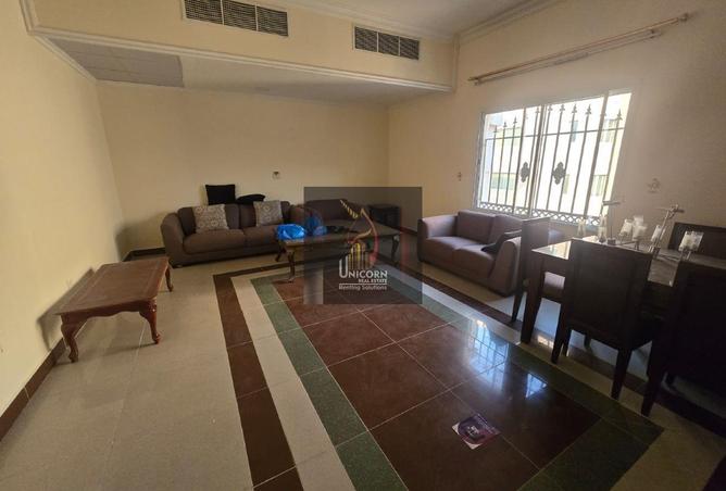 965042 - Property Image 2