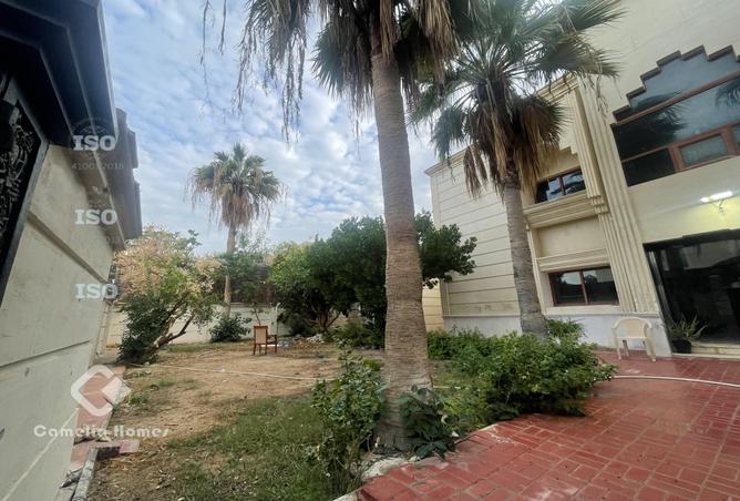 988608 - Property Image 2