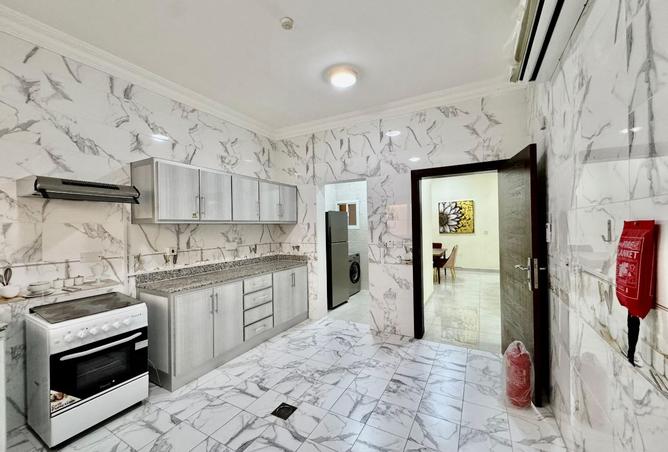 980426 - Property Image 3