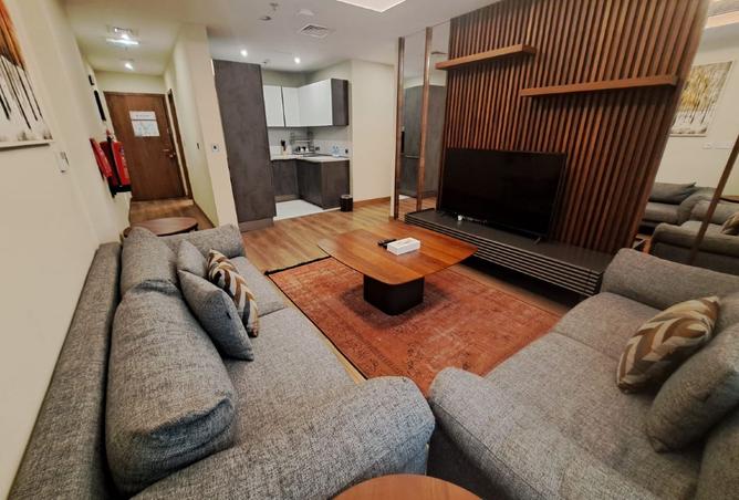 990123 - Property Image 2