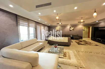 Apartment - 3 Bedrooms - 5 Bathrooms for rent in East Porto Drive - Porto Arabia - The Pearl Island - Doha