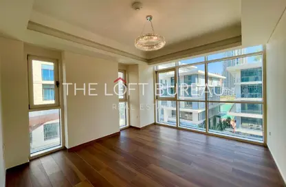 Apartment - 1 Bedroom - 2 Bathrooms for rent in Crystal Residence - Gewan Island - The Pearl Island - Doha