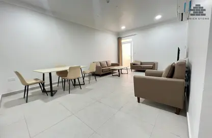 Apartment - 2 Bedrooms - 2 Bathrooms for rent in Muntazah 7 - Al Muntazah - Doha