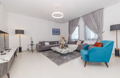 Apartment - 4 Bedrooms - 3 Bathrooms for rent in West Walk - Al Waab - Doha