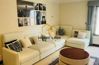 Apartment - 1 Bedroom - 2 Bathrooms for rent in East Porto Drive - Porto Arabia - The Pearl Island - Doha