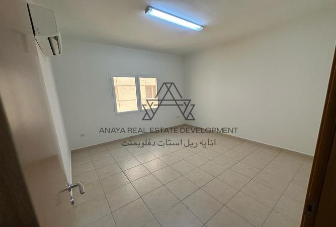 926999 - Property Image 2