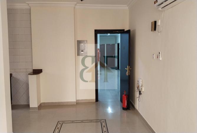 972106 - Property Image 2