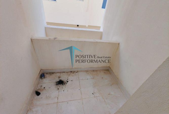 981719 - Property Image 3