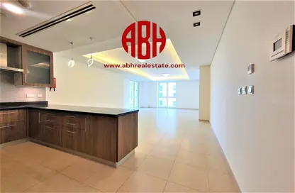 Kitchen image for: Apartment - 1 Bedroom - 2 Bathrooms for rent in Viva Central - Viva Bahriyah - The Pearl Island - Doha, Image 1