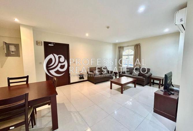 949830 - Property Image 3