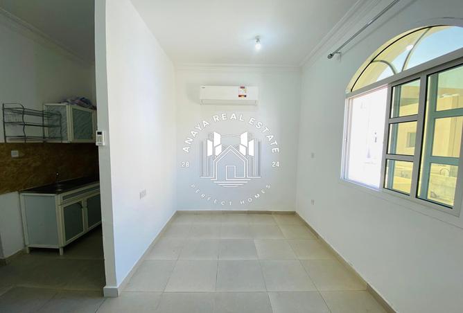 999209 - Property Image 2