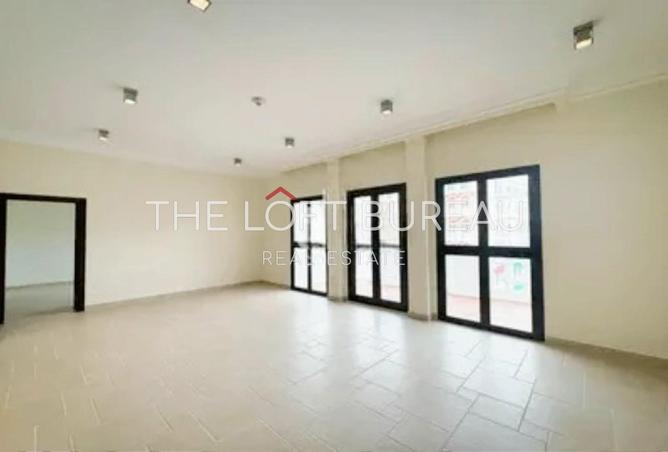 918465 - Property Image 2