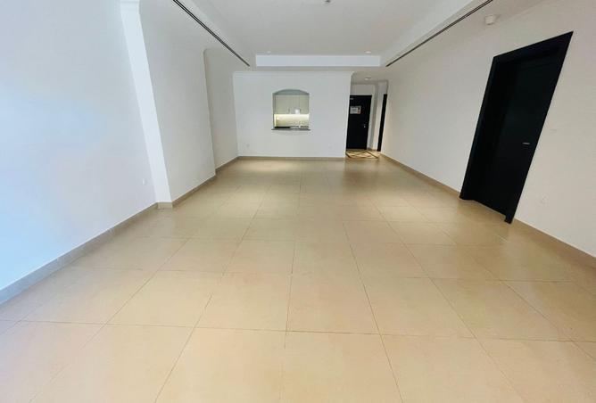 958171 - Property Image 3