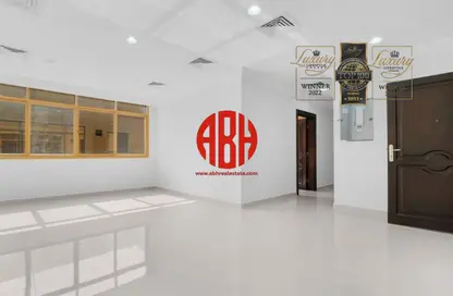 Apartment - 2 Bedrooms - 3 Bathrooms for rent in Al Sadd Road - Al Sadd - Doha