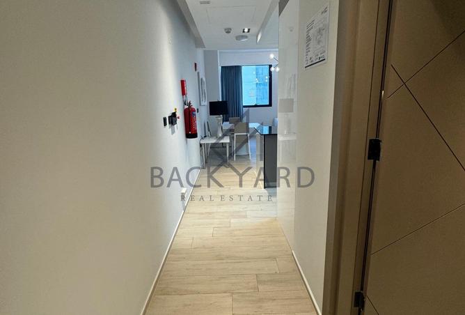 956810 - Property Image 3