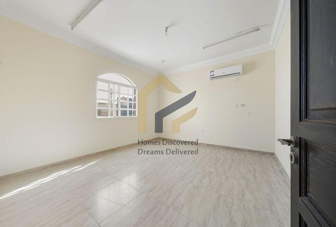 957509 - Property Main Image