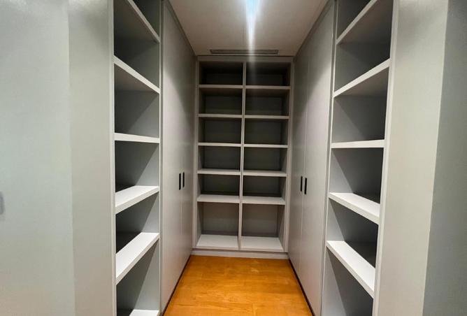 941705 - Property Image 2