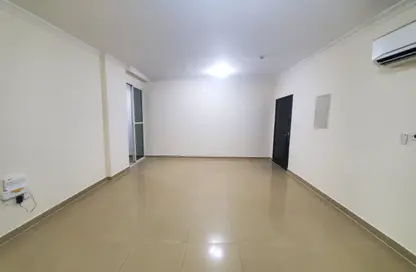 Apartment - 3 Bedrooms - 3 Bathrooms for rent in Al Sadd Road - Al Sadd - Doha