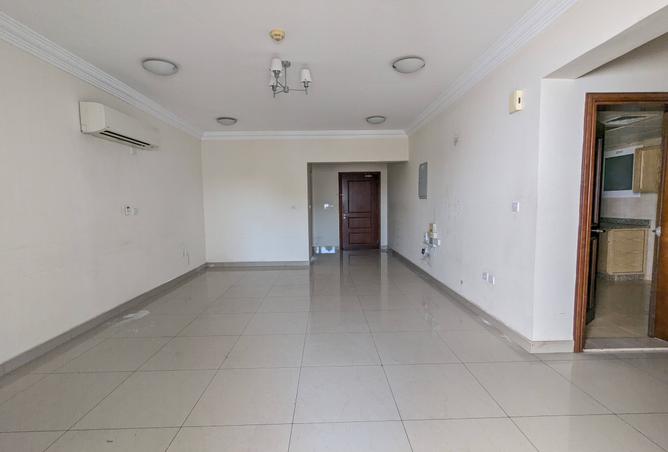 952546 - Property Image 2
