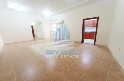 Apartment - 3 Bedrooms - 2 Bathrooms for rent in Old Airport Road - Doha