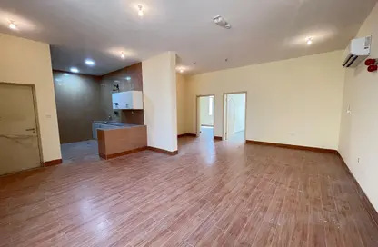 Apartment - 2 Bedrooms - 2 Bathrooms for rent in Al Duhail - Al Duhail - Doha