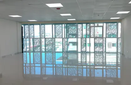 Office Space - Studio - 2 Bathrooms for rent in Salwa Road - Al Aziziyah - Doha