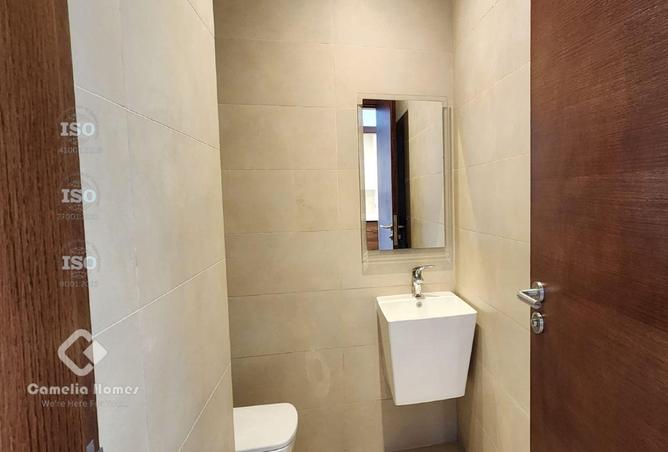 944772 - Property Image 2