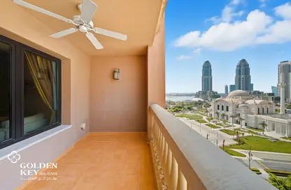 Apartment - 1 Bedroom - 2 Bathrooms for rent in West Porto Drive - Porto Arabia - The Pearl Island - Doha