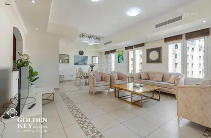 Apartment - 3 Bedrooms - 4 Bathrooms for rent in East Porto Drive - Porto Arabia - The Pearl Island - Doha