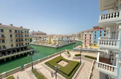 Apartment - 3 Bedrooms - 4 Bathrooms for rent in Carnaval - Qanat Quartier - The Pearl Island - Doha