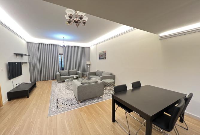 985380 - Property Image 3