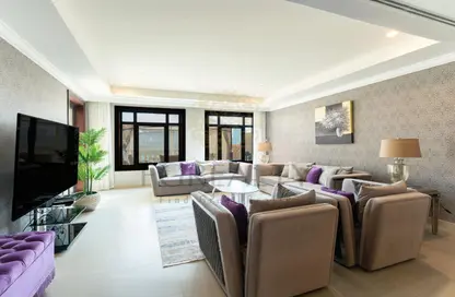 Townhouse - 2 Bedrooms - 3 Bathrooms for rent in West Porto Drive - Porto Arabia - The Pearl Island - Doha