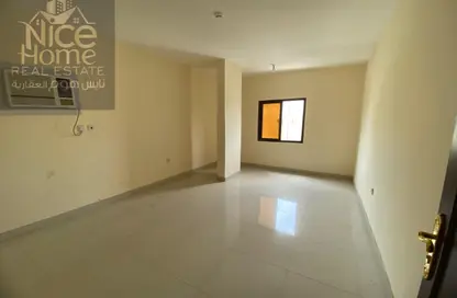 شقة - 2 غرف نوم - 2 حمامات للايجار في مدينة خليفة جنوب - مدينة خليفة - الدوحة