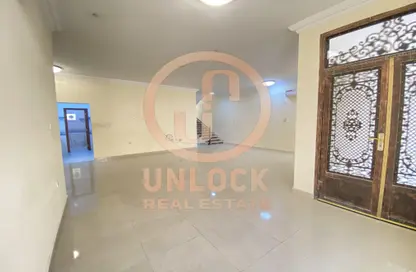 Villa - 4 Bedrooms - 4 Bathrooms for rent in Al Ain Compound 3 - Al Ain Compound - Ain Khaled - Doha