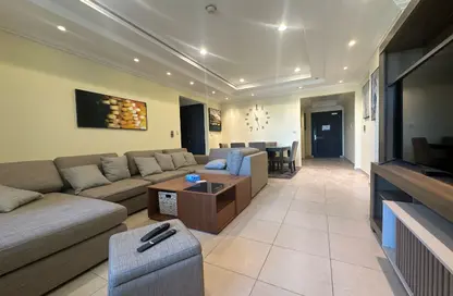 Apartment - 1 Bedroom - 2 Bathrooms for rent in East Porto Drive - Porto Arabia - The Pearl Island - Doha