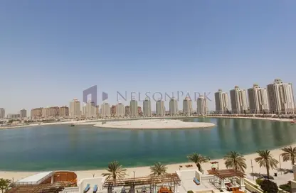 شقة - 2 غرف نوم - 3 حمامات للبيع في فيفا بحرية شرق - فيفا بحرية - جزيرة اللؤلؤة - الدوحة