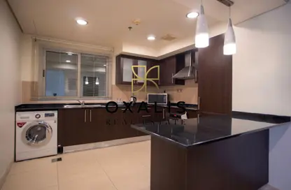 Apartment - 2 Bedrooms - 2 Bathrooms for rent in Al Aqaria Tower - Old Salata - Salata - Doha